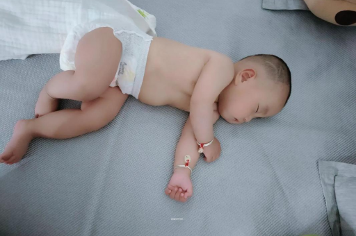 蚌埠四个月宝宝不爱笑